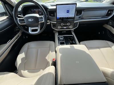 Used 2022 Ford Expedition - photo 1