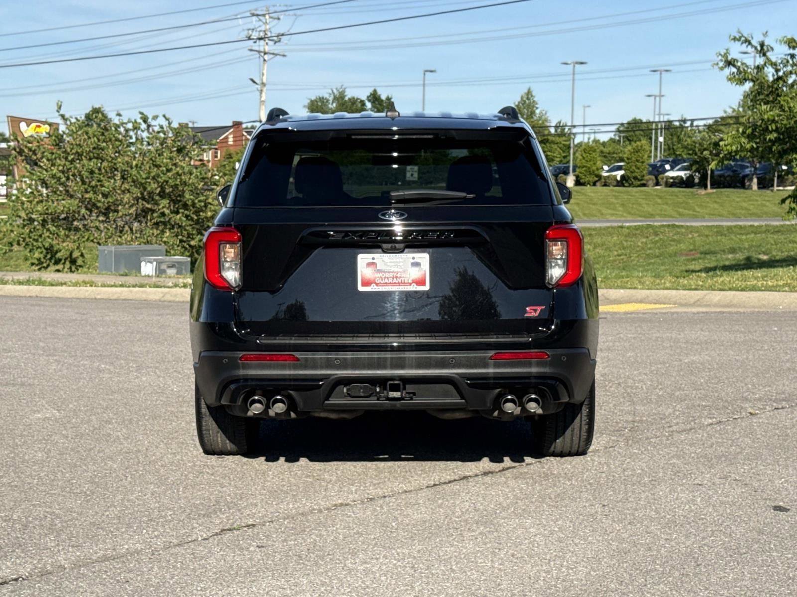 Used 2024 Ford Explorer - photo 8