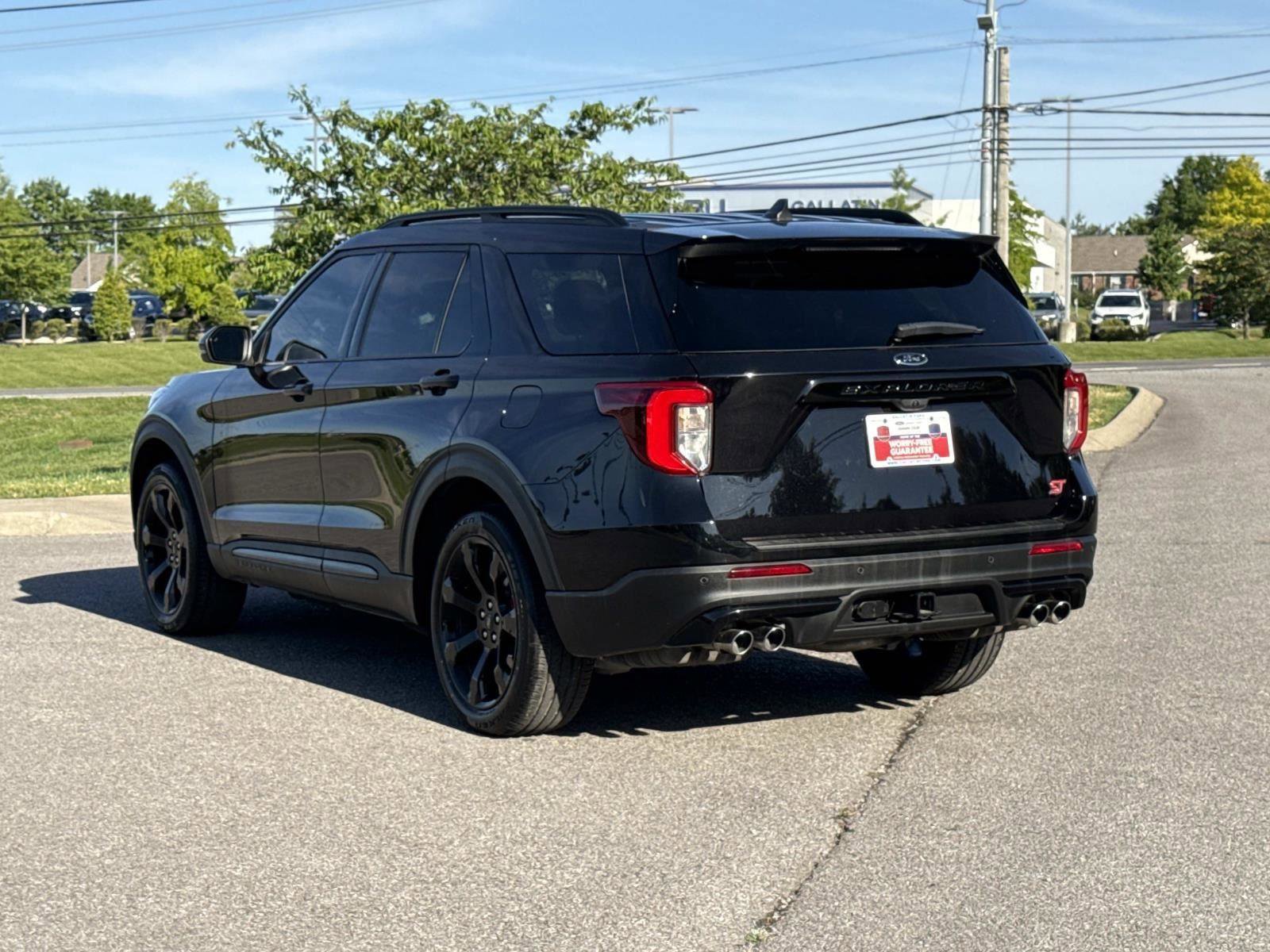 Used 2024 Ford Explorer - photo 9