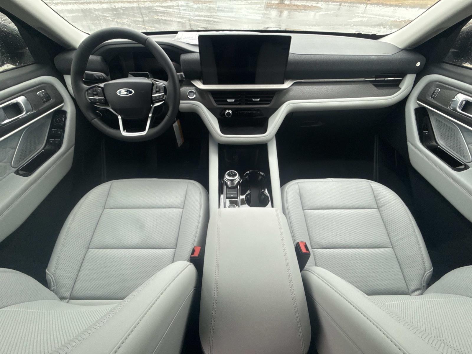 New 2026 Ford Explorer - photo 16