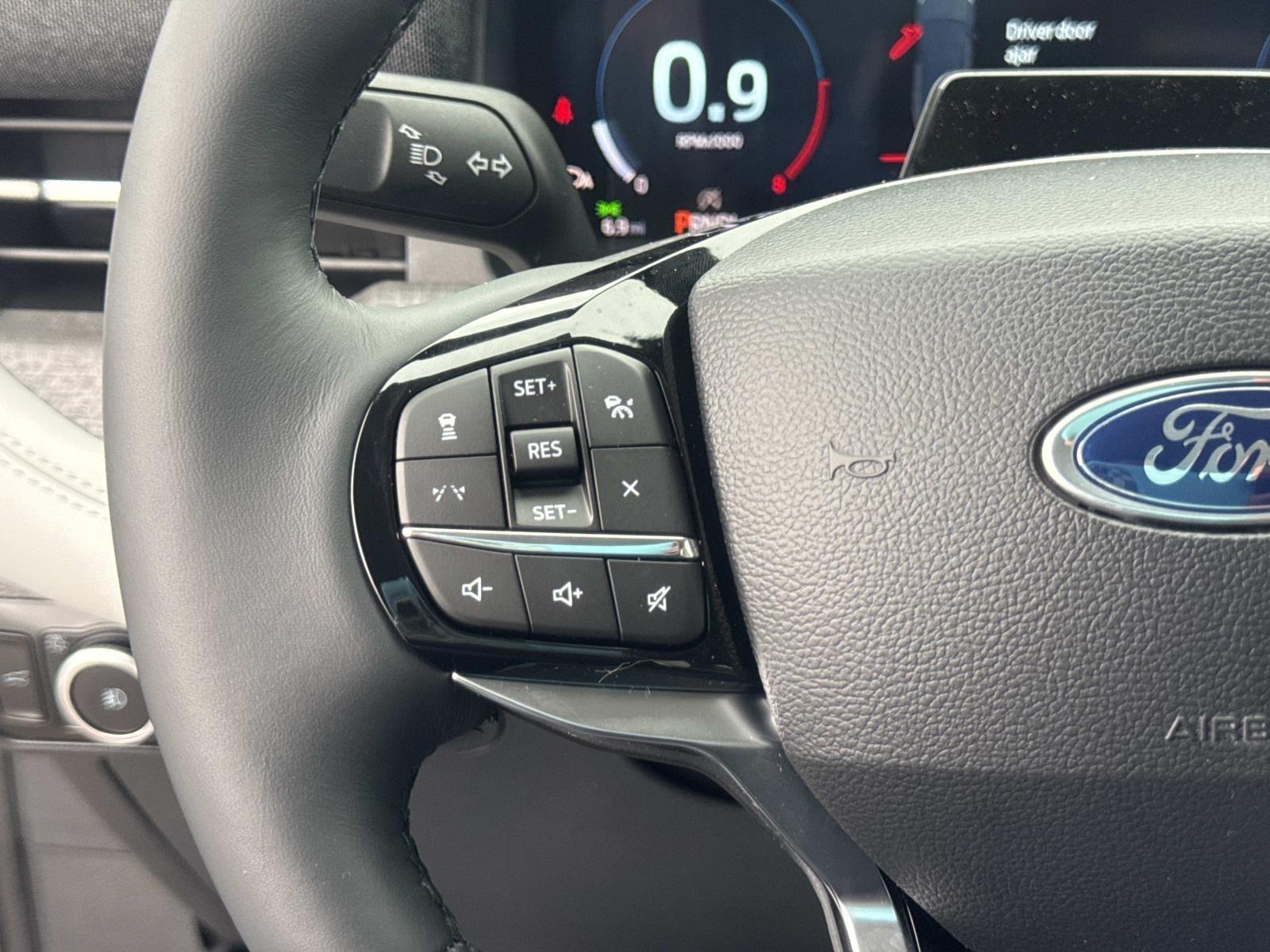 New 2026 Ford Explorer - photo 22