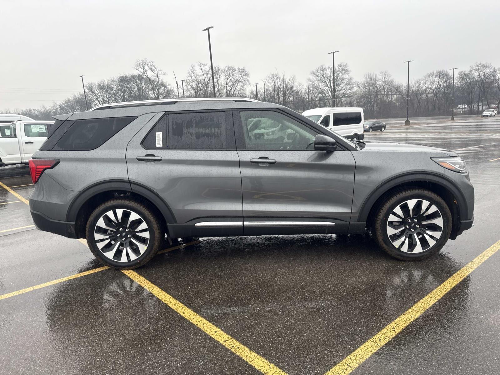New 2026 Ford Explorer - photo 6