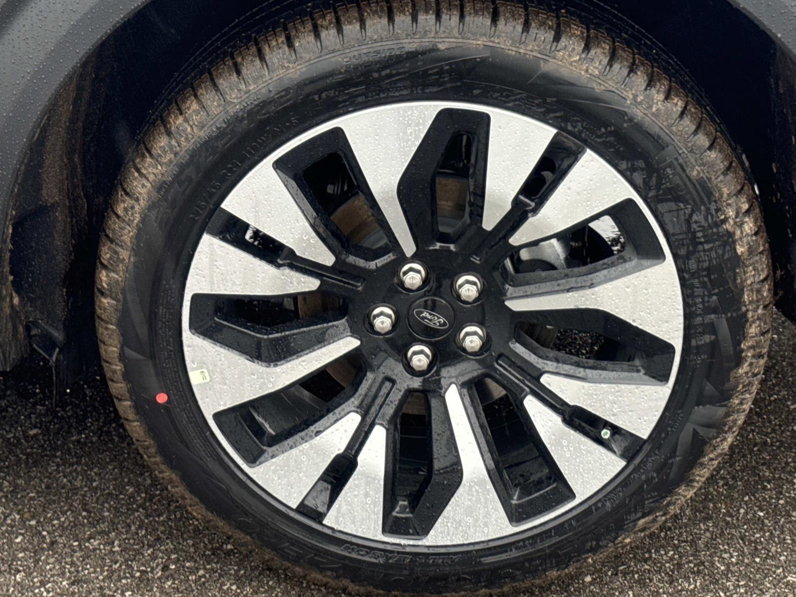 New 2026 Ford Explorer - photo 11
