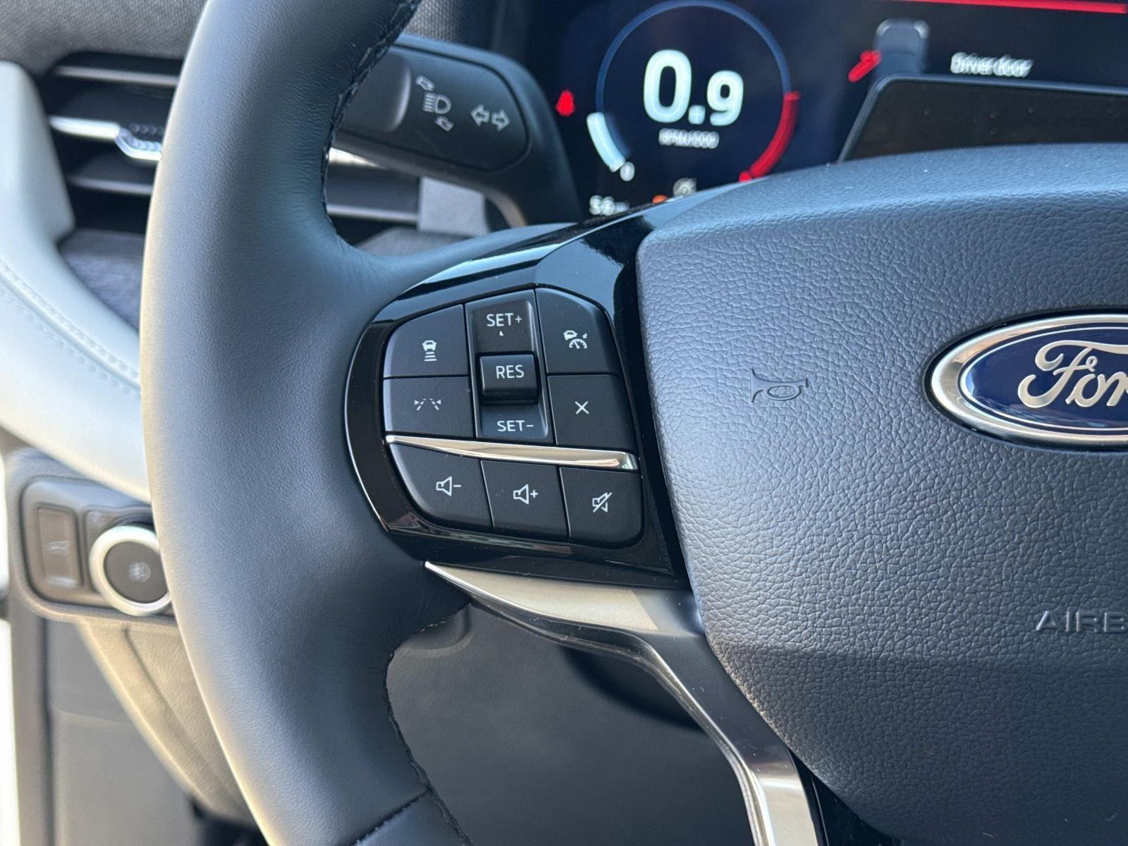 New 2026 Ford Explorer - photo 21