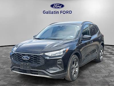 Used 2025 Ford Escape - photo 1
