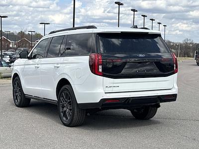 Used 2025 Ford Expedition - photo 1