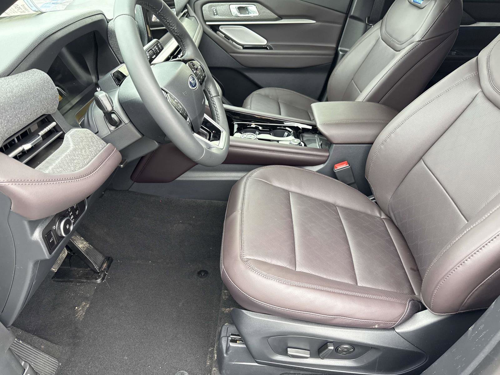 New 2026 Ford Explorer - photo 17