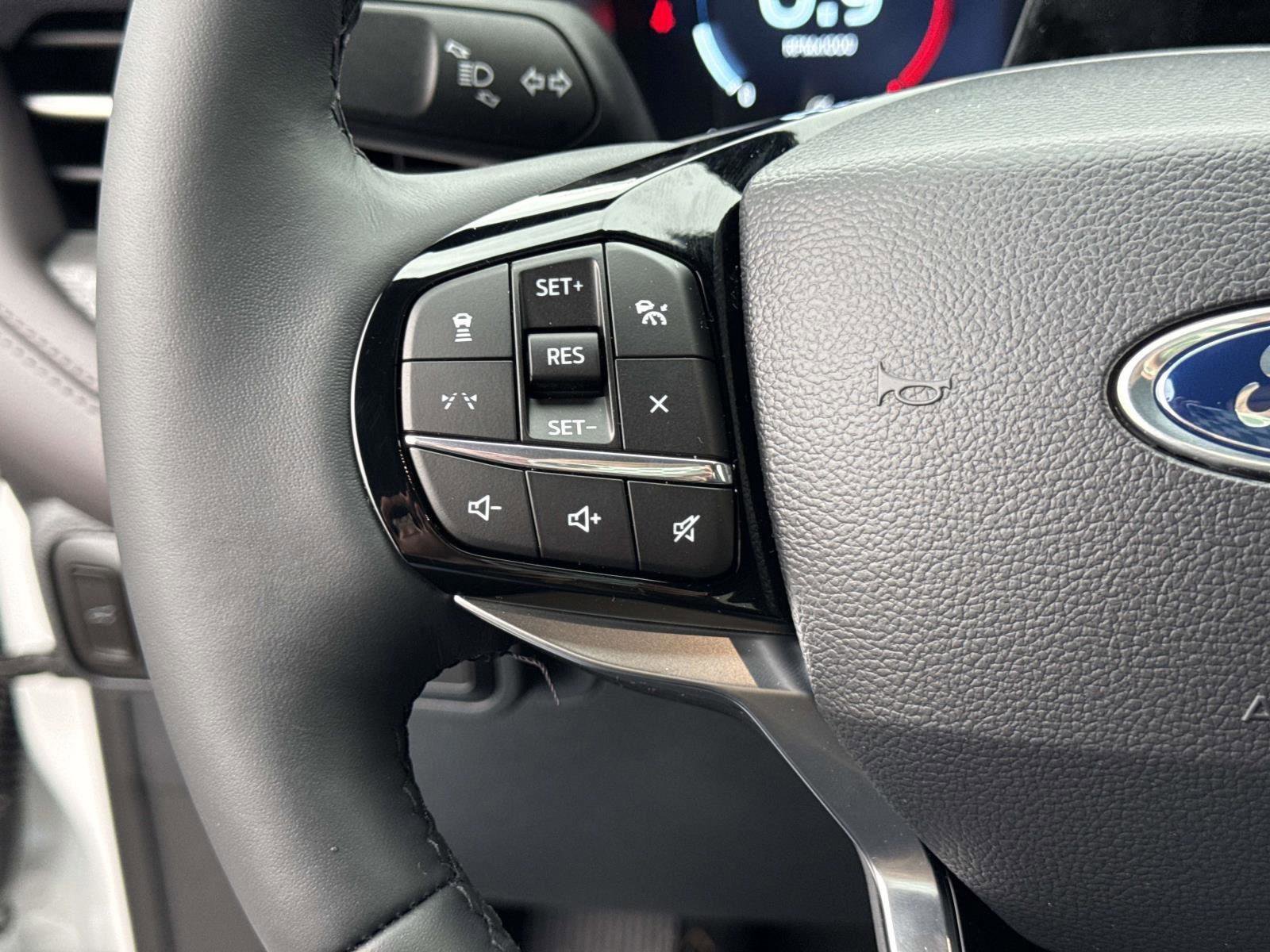 New 2026 Ford Explorer - photo 24