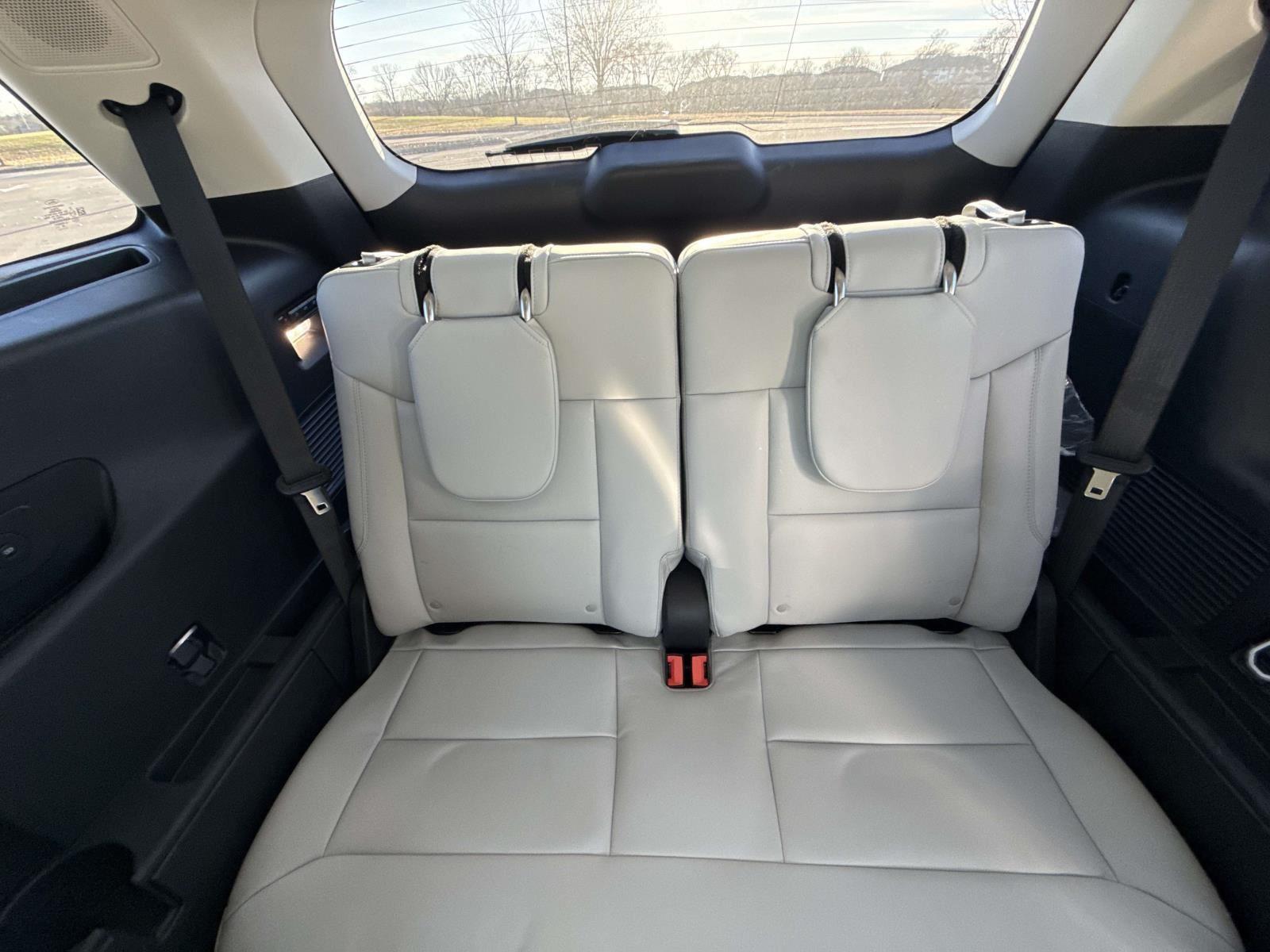 Used 2026 Ford Explorer - photo 20