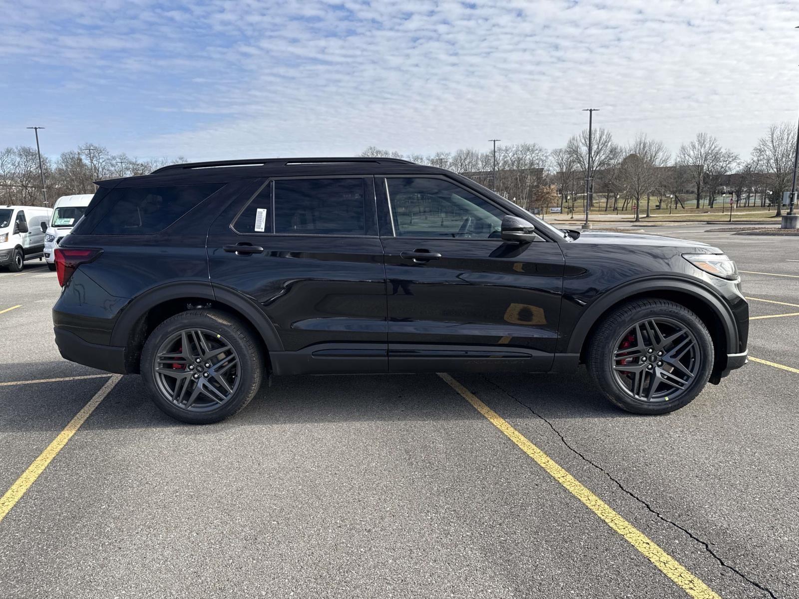 New 2026 Ford Explorer - photo 7