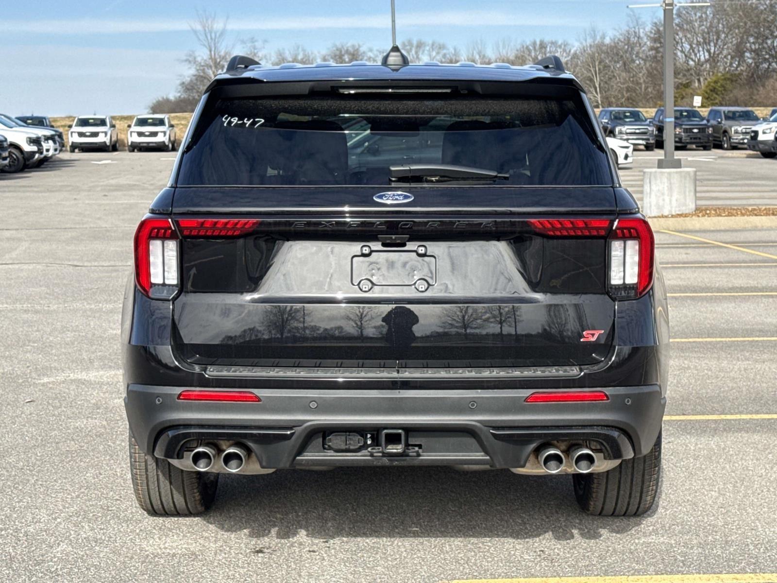 New 2026 Ford Explorer - photo 9