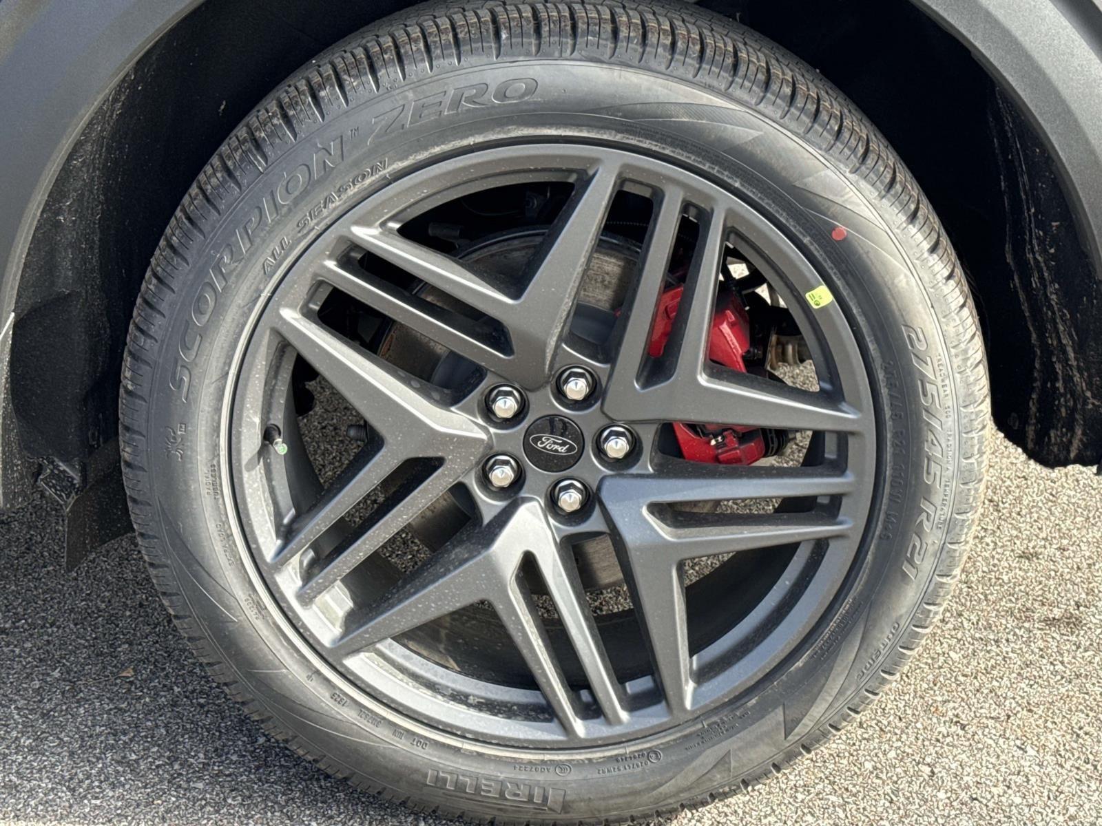 New 2026 Ford Explorer - photo 11