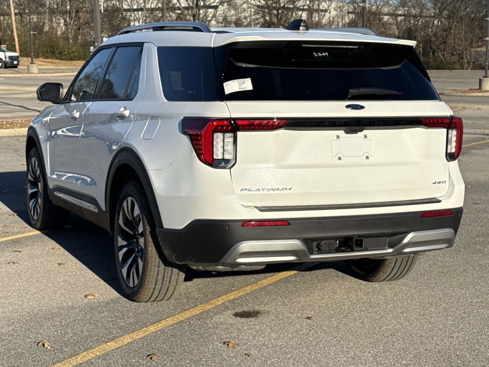 New 2026 Ford Explorer - photo 2