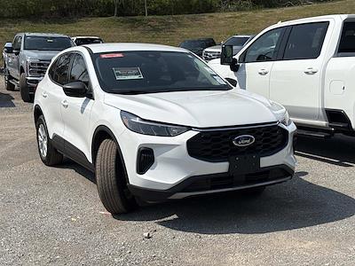 Used 2024 Ford Escape - photo 1