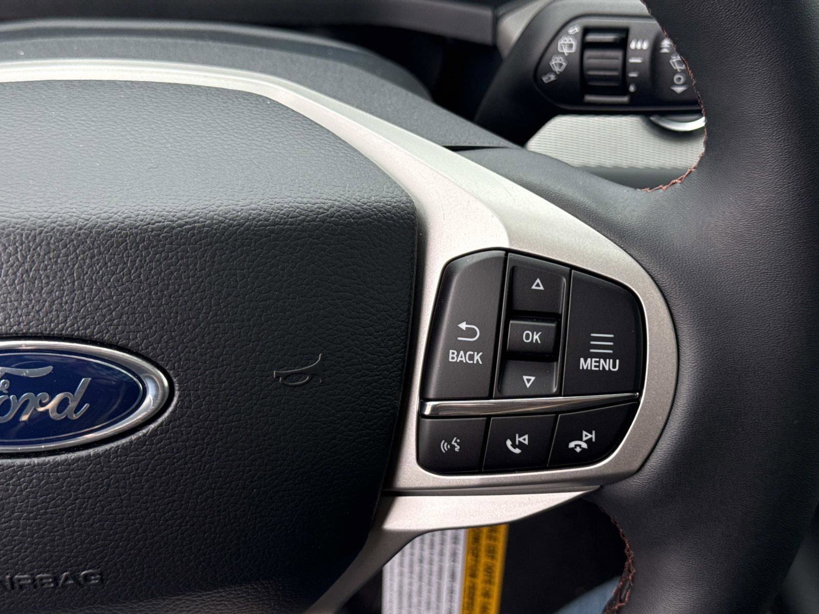 Used 2026 Ford Explorer - photo 22