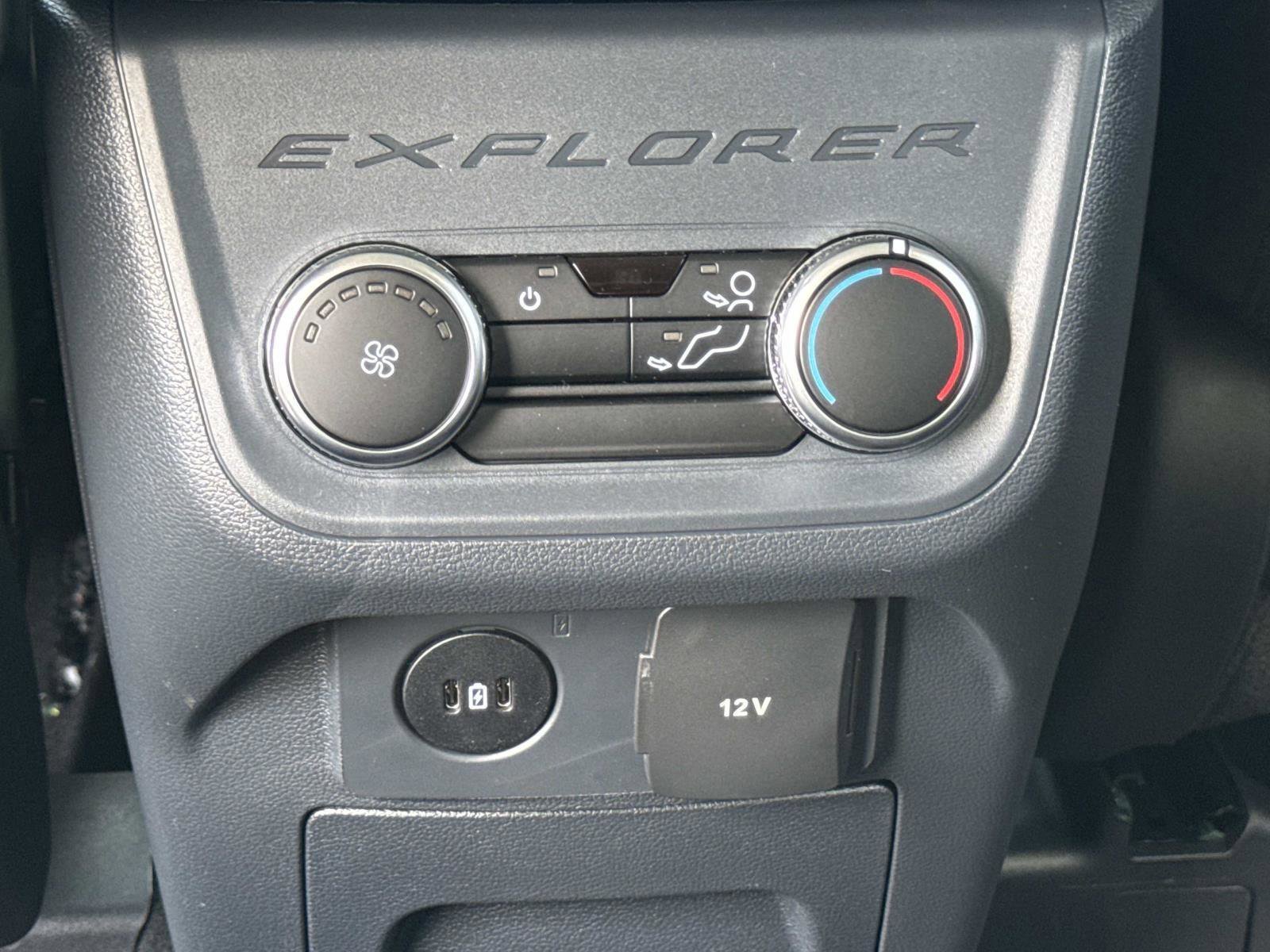 New 2026 Ford Explorer - photo 32