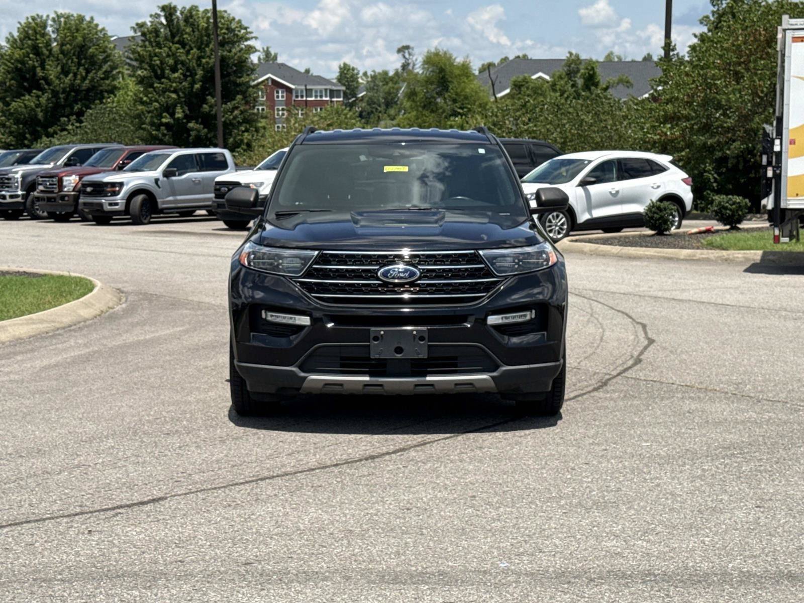 Used 2020 Ford Explorer - photo 2