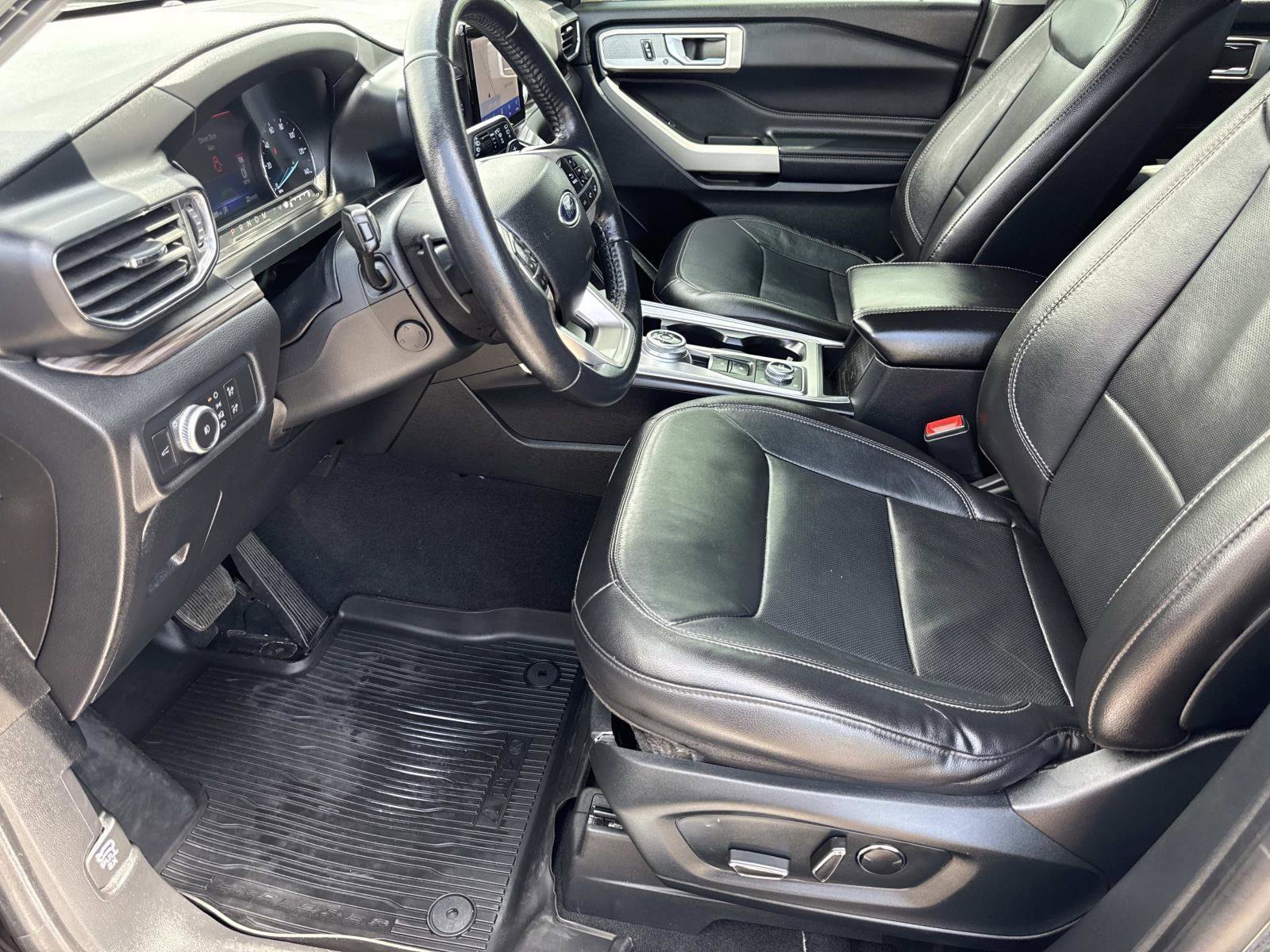 Used 2020 Ford Explorer - photo 12