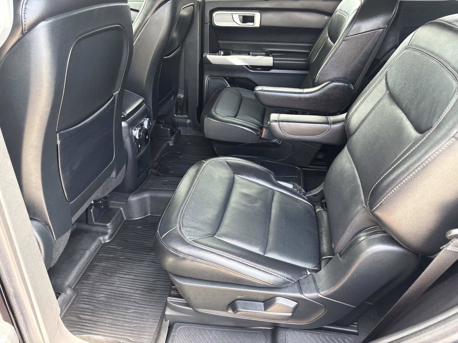 Used 2020 Ford Explorer - photo 14