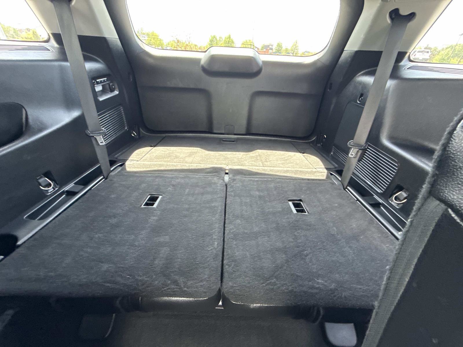 Used 2020 Ford Explorer - photo 16