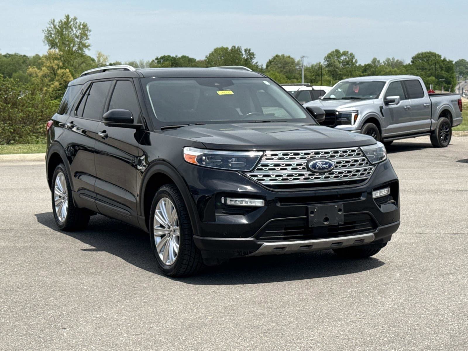 Used 2020 Ford Explorer - photo 1