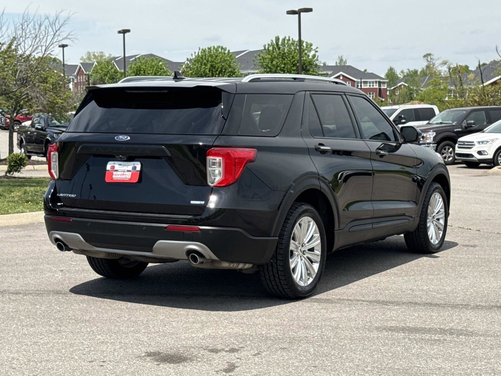 Used 2020 Ford Explorer - photo 2