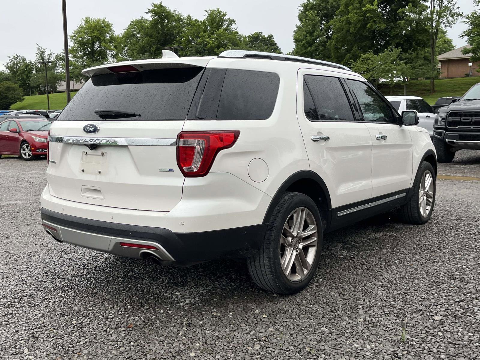 Used 2016 Ford Explorer - photo 6
