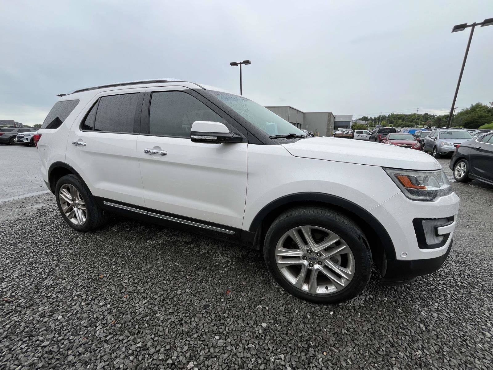 Used 2016 Ford Explorer - photo 7