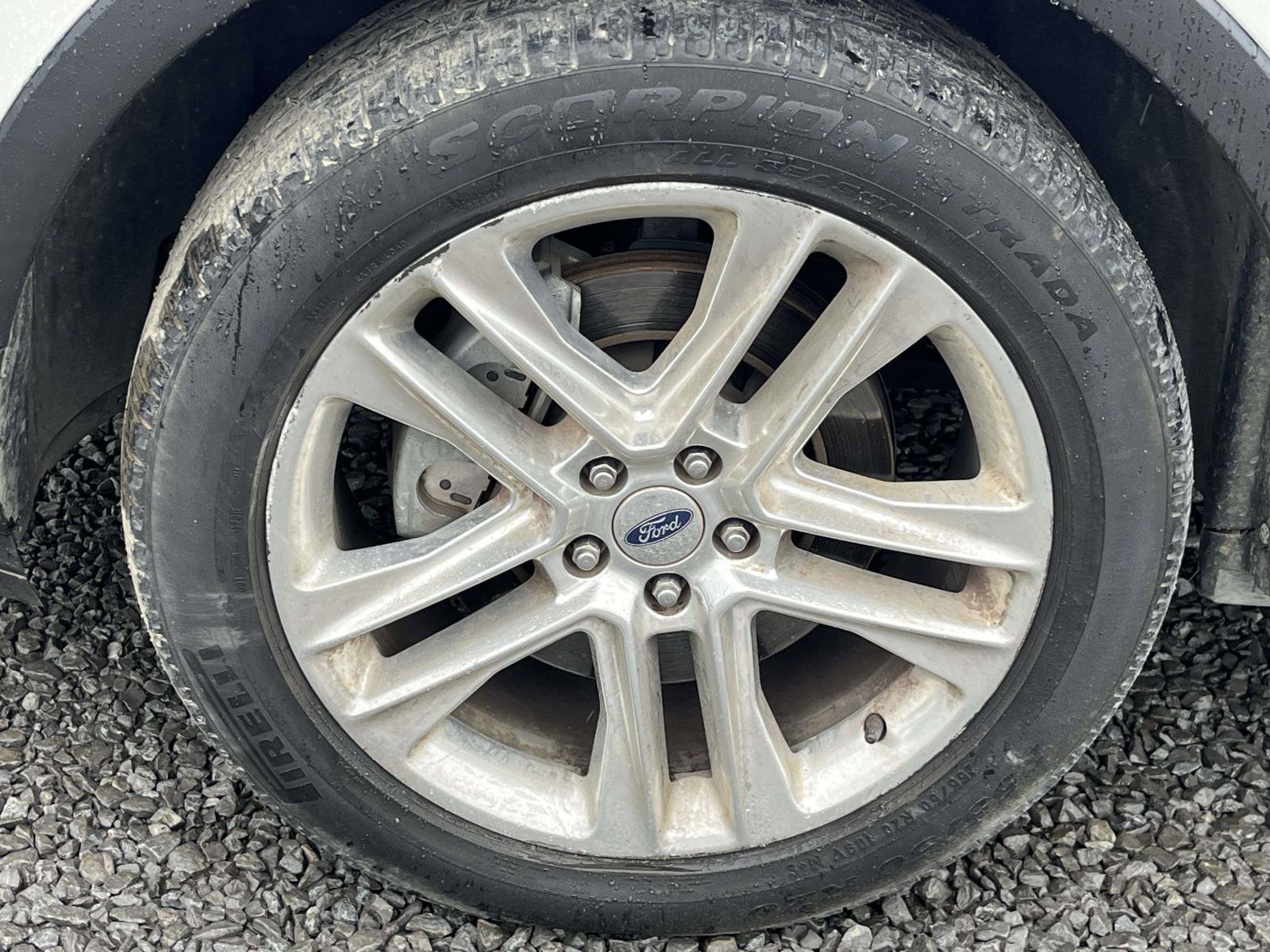 Used 2016 Ford Explorer - photo 8
