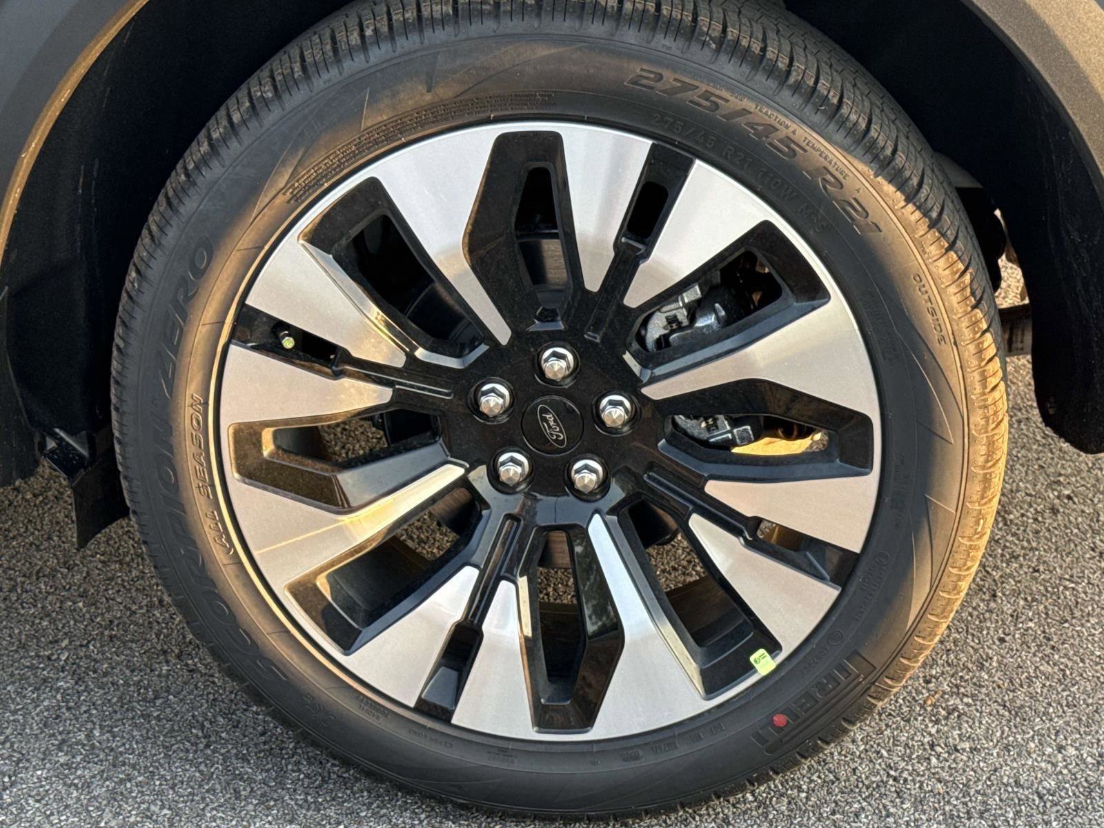 New 2026 Ford Explorer - photo 11