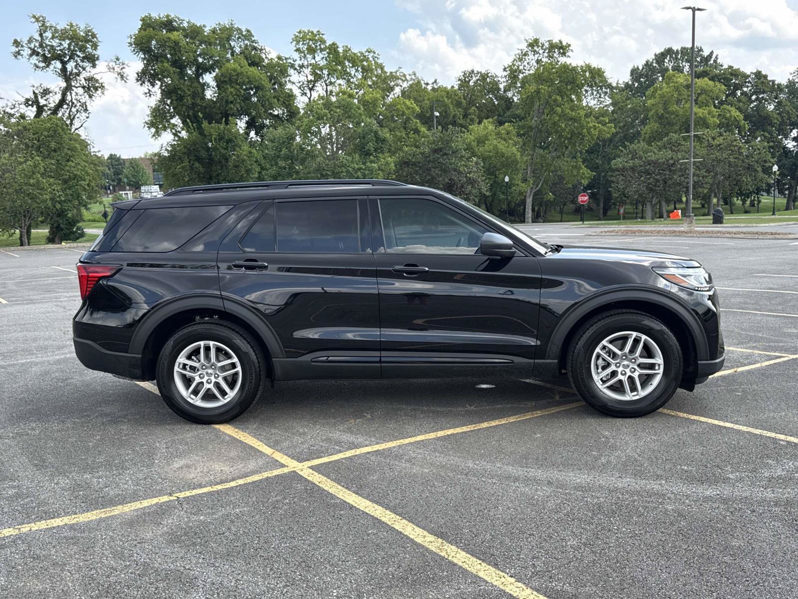 New 2026 Ford Explorer - photo 6