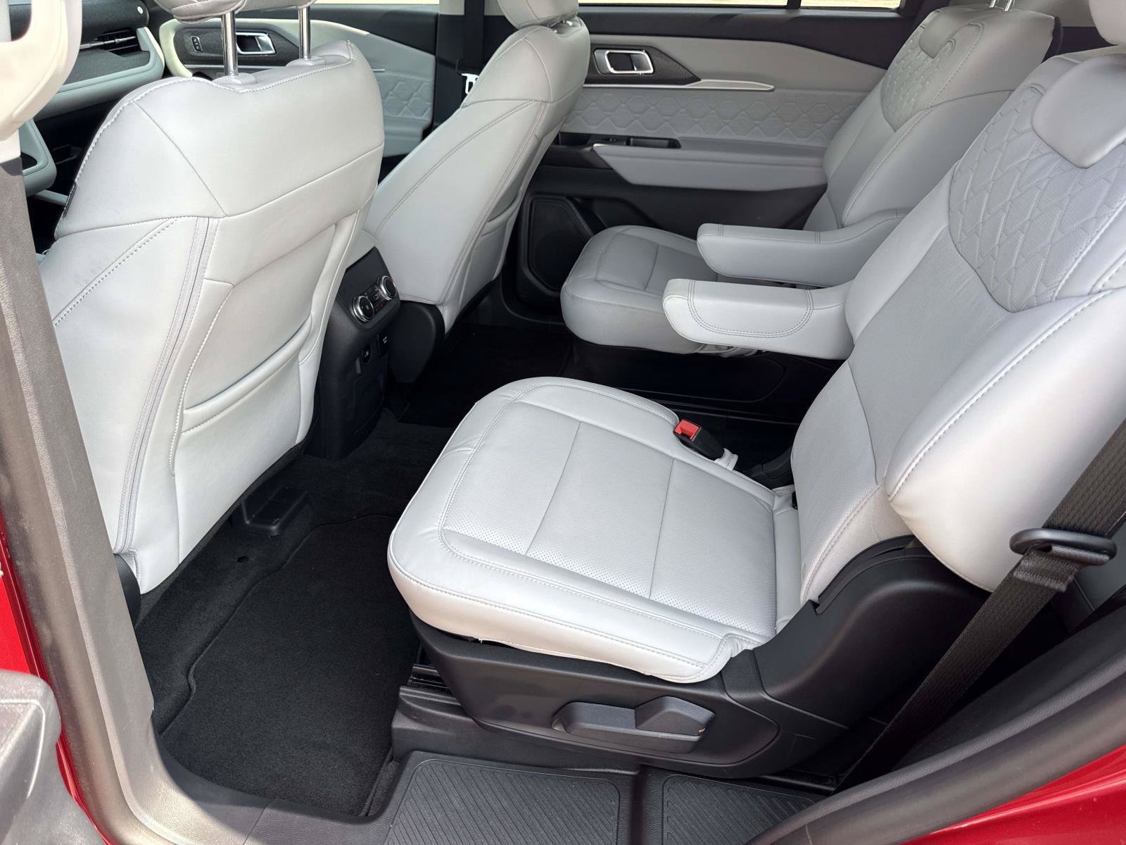 New 2026 Ford Explorer - photo 18