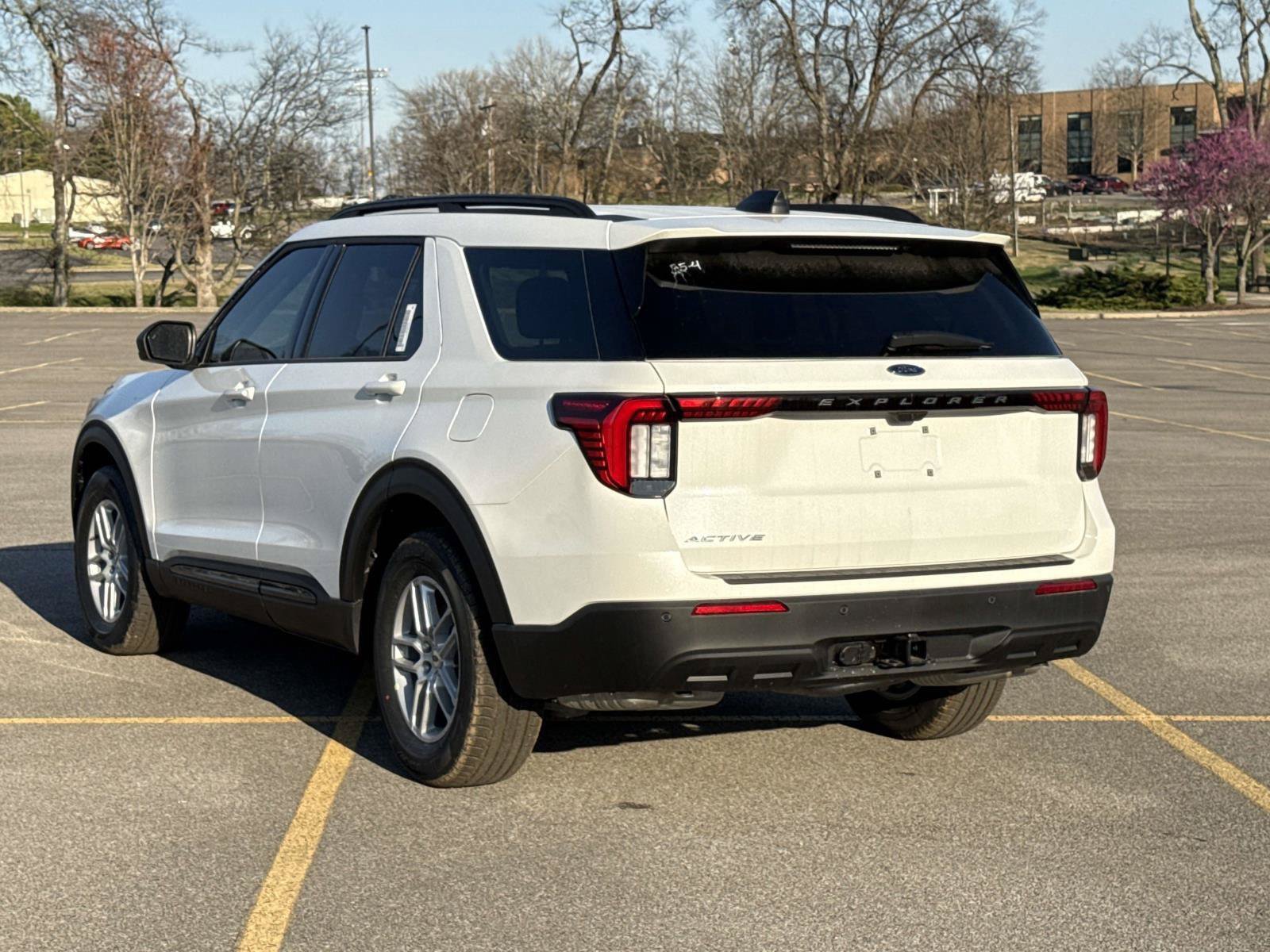 New 2026 Ford Explorer - photo 2