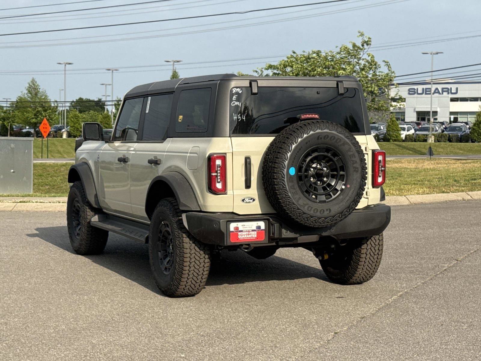 New 2026 Ford Bronco - photo 2