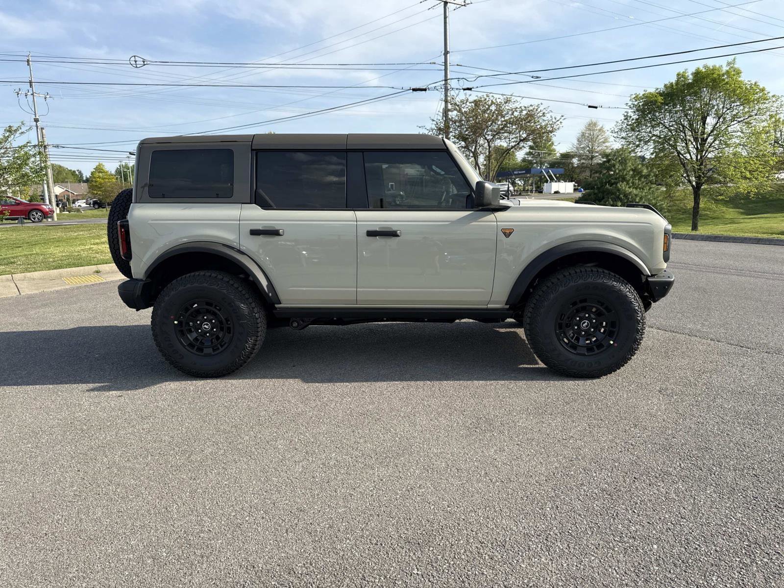 New 2026 Ford Bronco - photo 7
