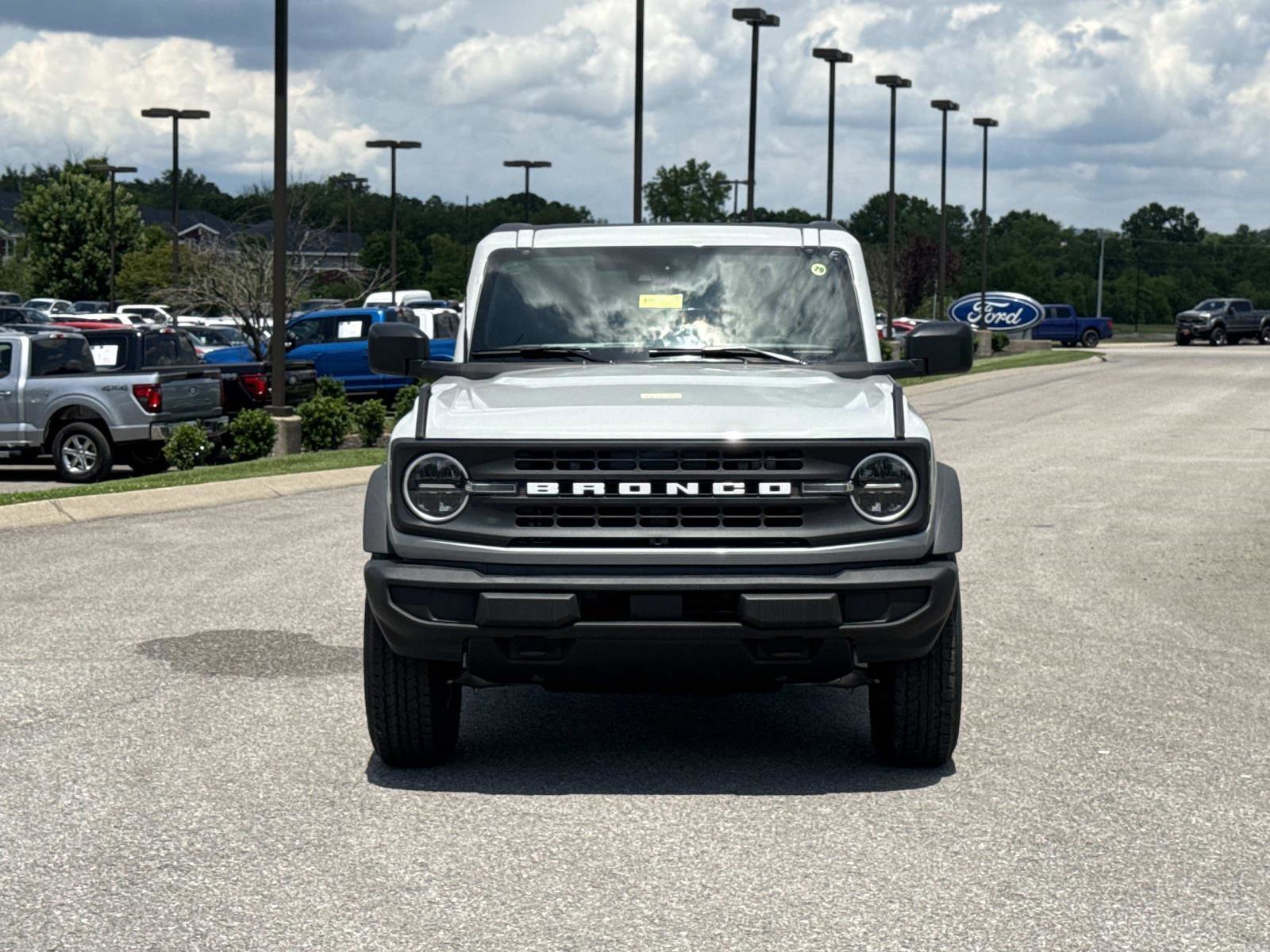 New 2026 Ford Bronco - photo 2