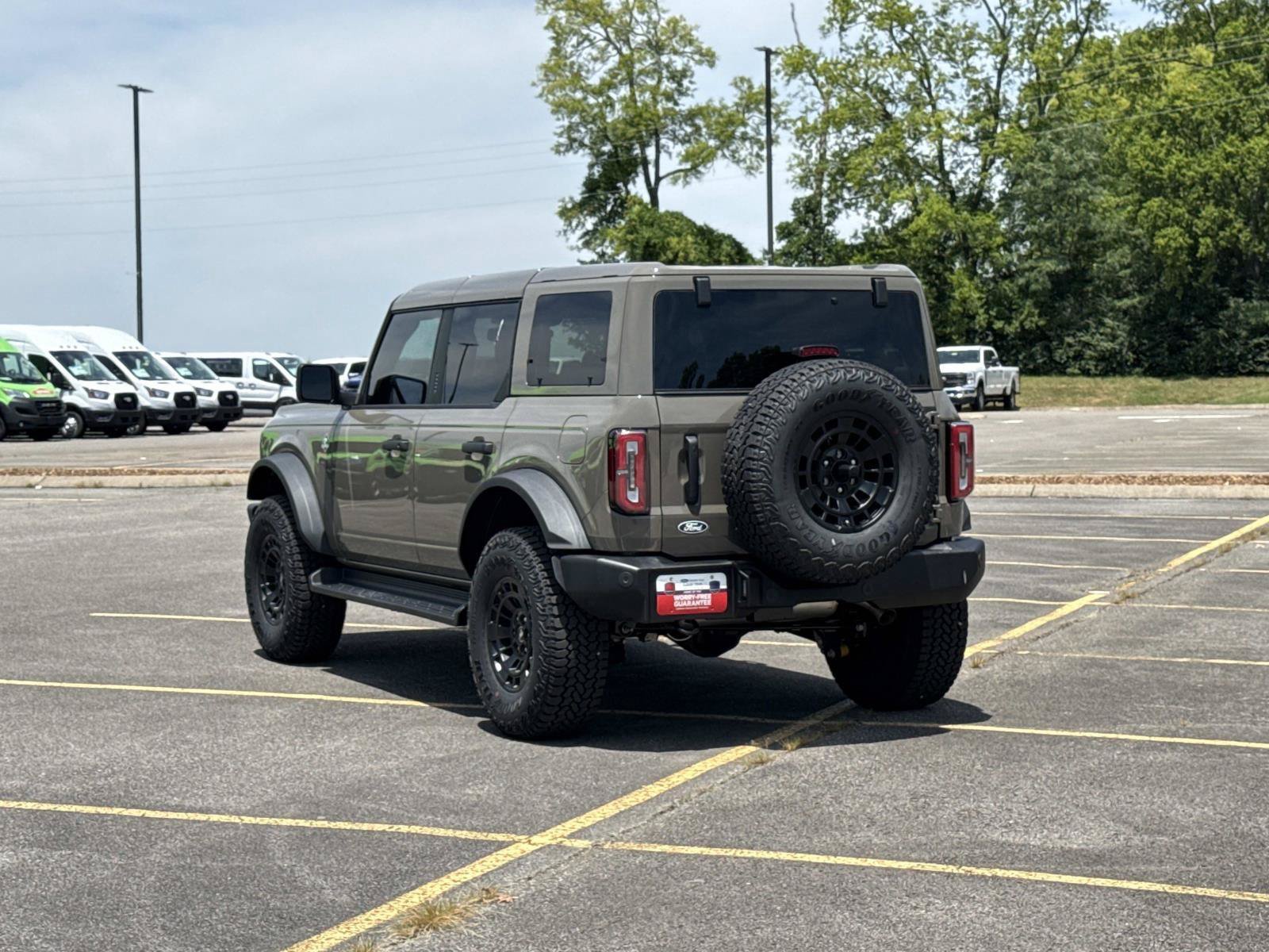New 2026 Ford Bronco - photo 2