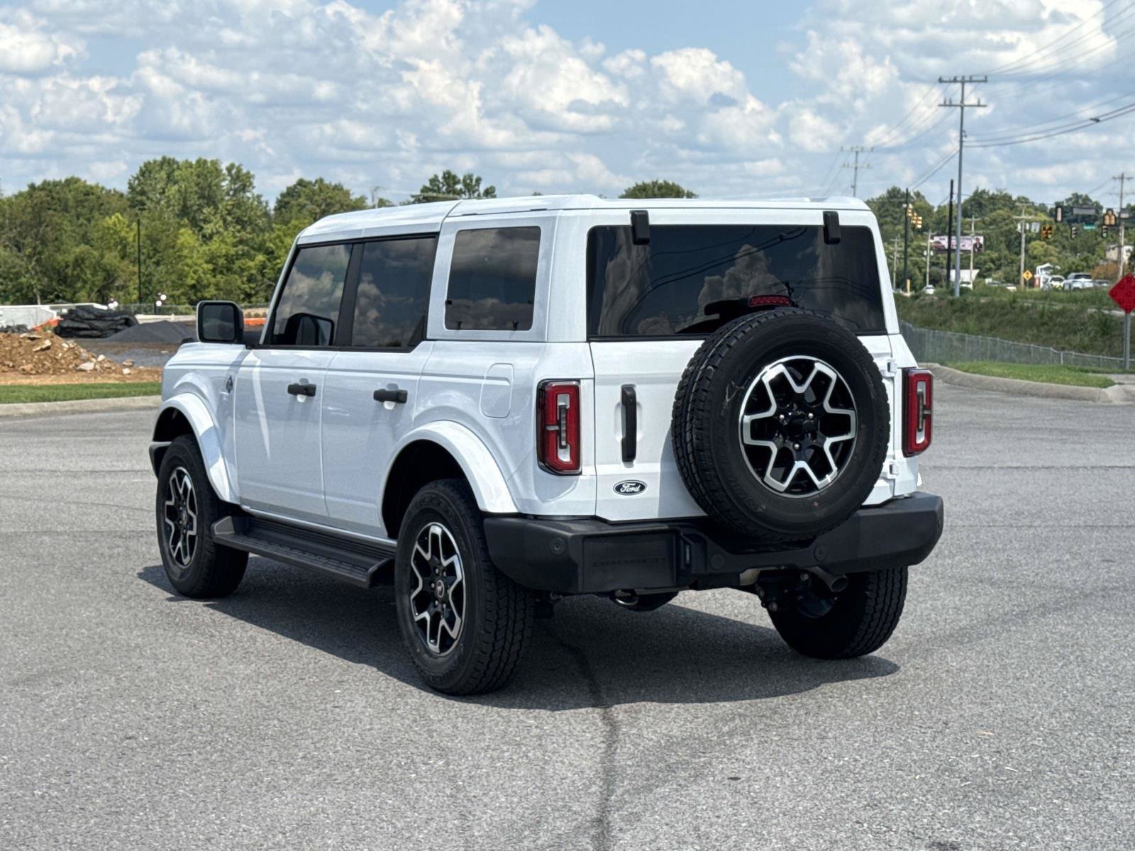 New 2026 Ford Bronco - photo 2