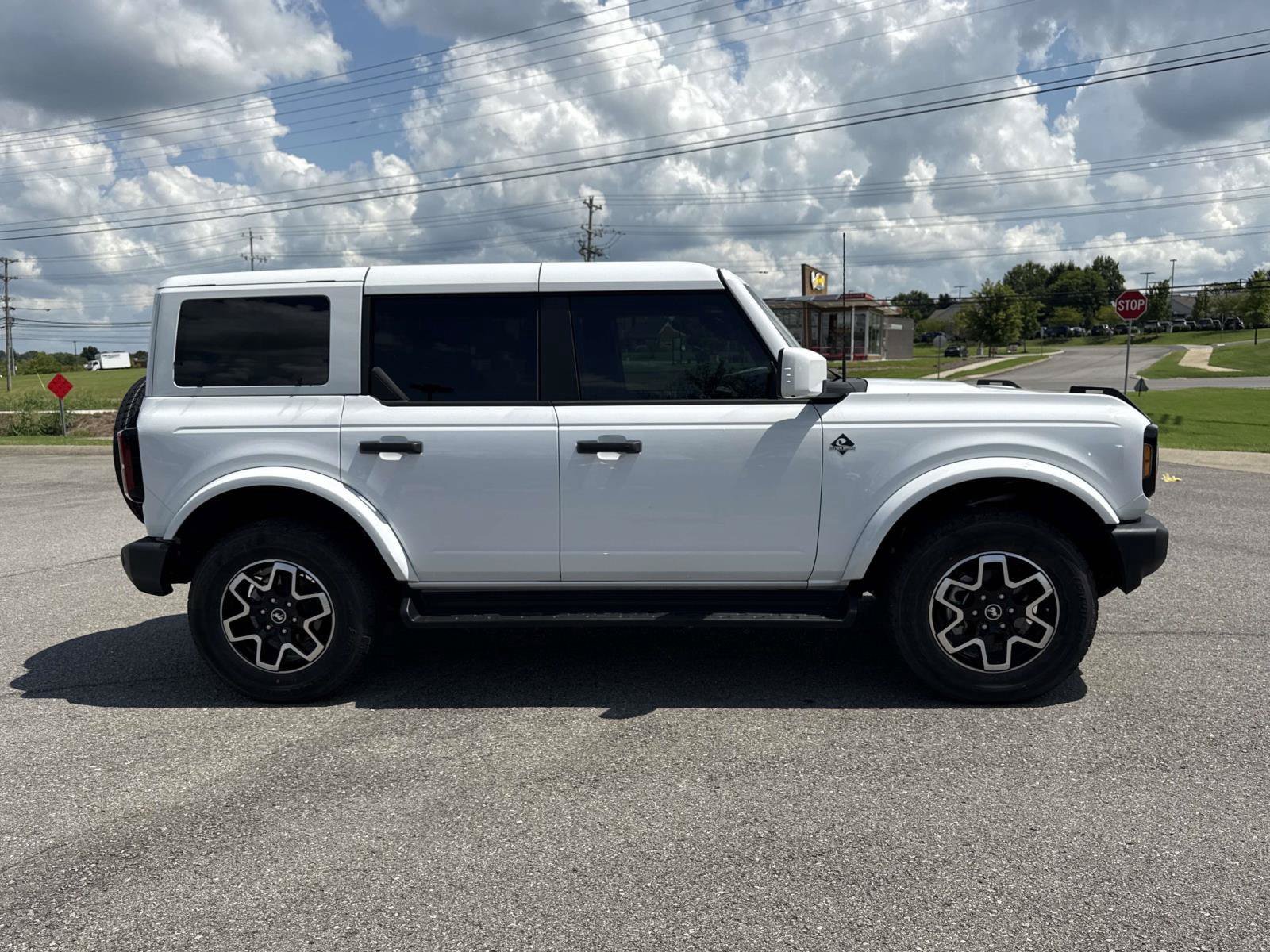 New 2026 Ford Bronco - photo 2