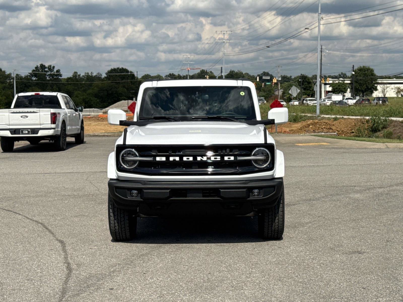 New 2026 Ford Bronco - photo 2