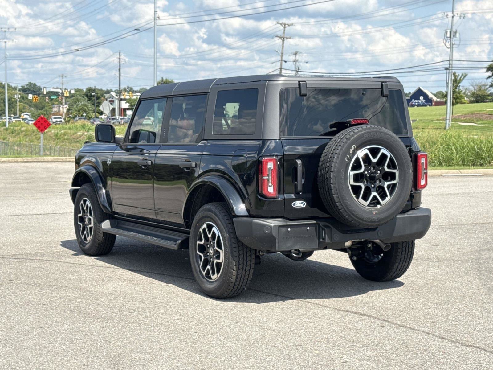 New 2026 Ford Bronco - photo 2