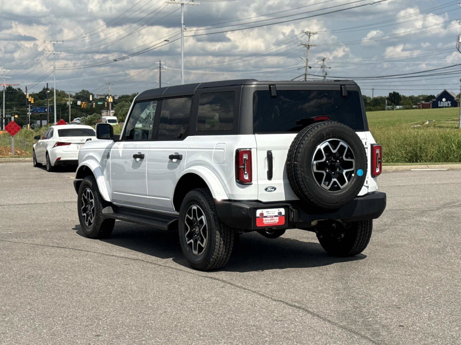 New 2026 Ford Bronco - photo 2