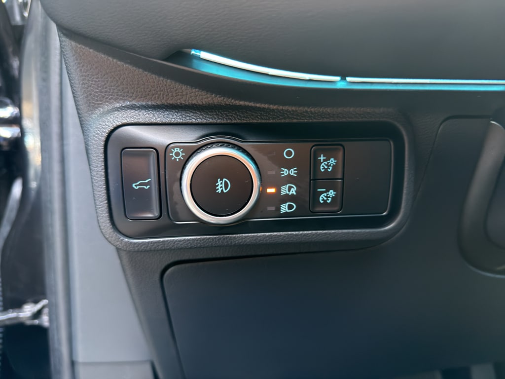 Used 2025 Ford Explorer - photo 23