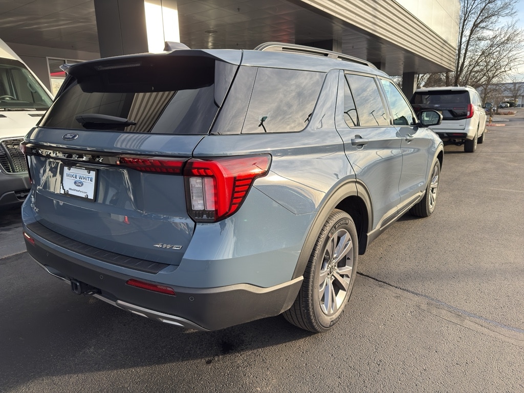 New 2026 Ford Explorer - photo 2