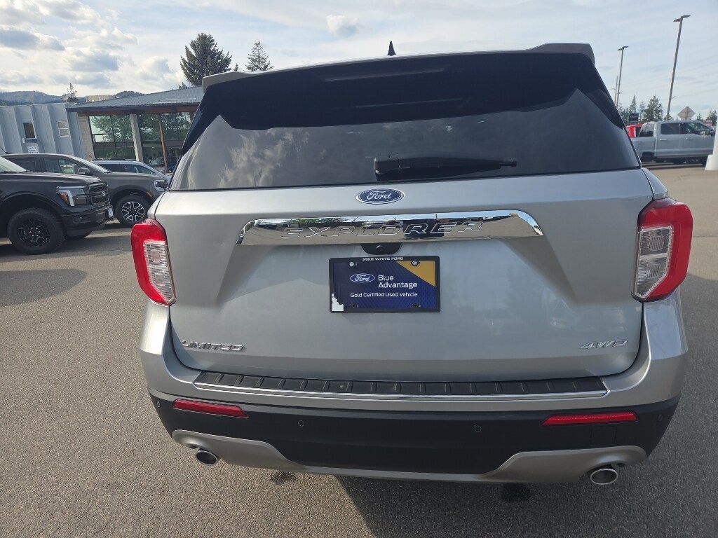 Used 2023 Ford Explorer - photo 2