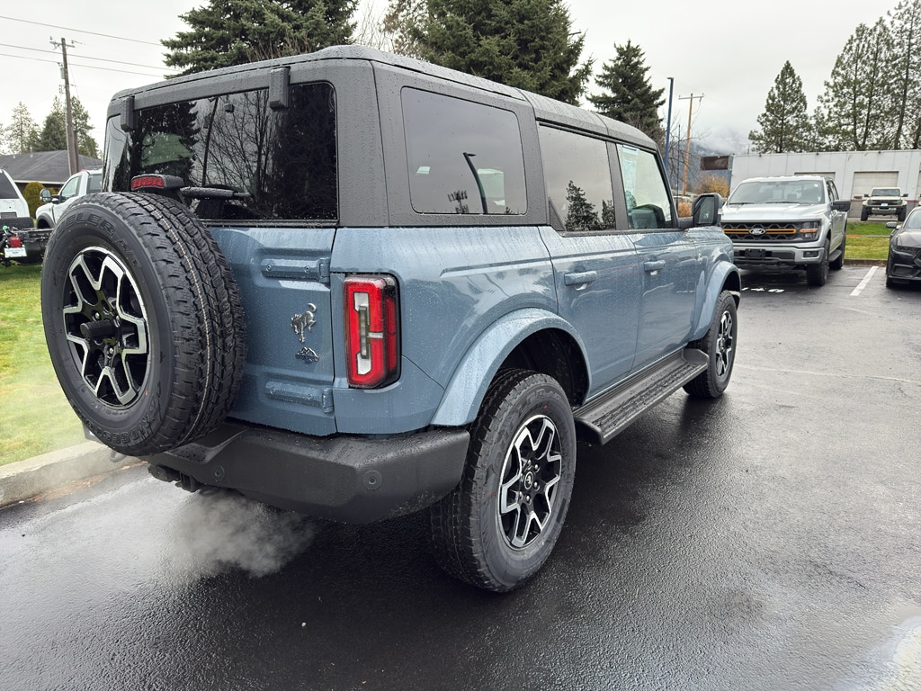 New 2025 Ford Bronco - photo 2