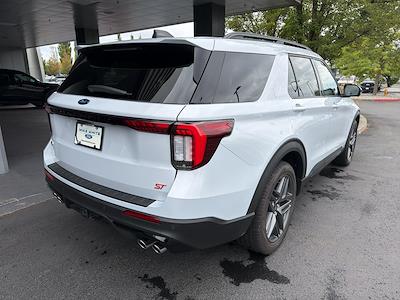 2026 Ford Explorer 4x4 SUV for sale #198100 - photo 2