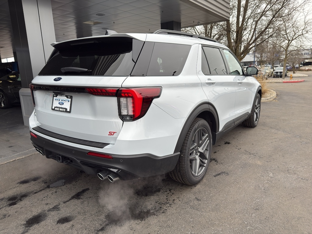 New 2026 Ford Explorer - photo 2