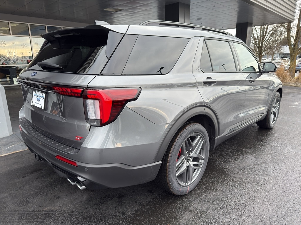 New 2026 Ford Explorer - photo 2