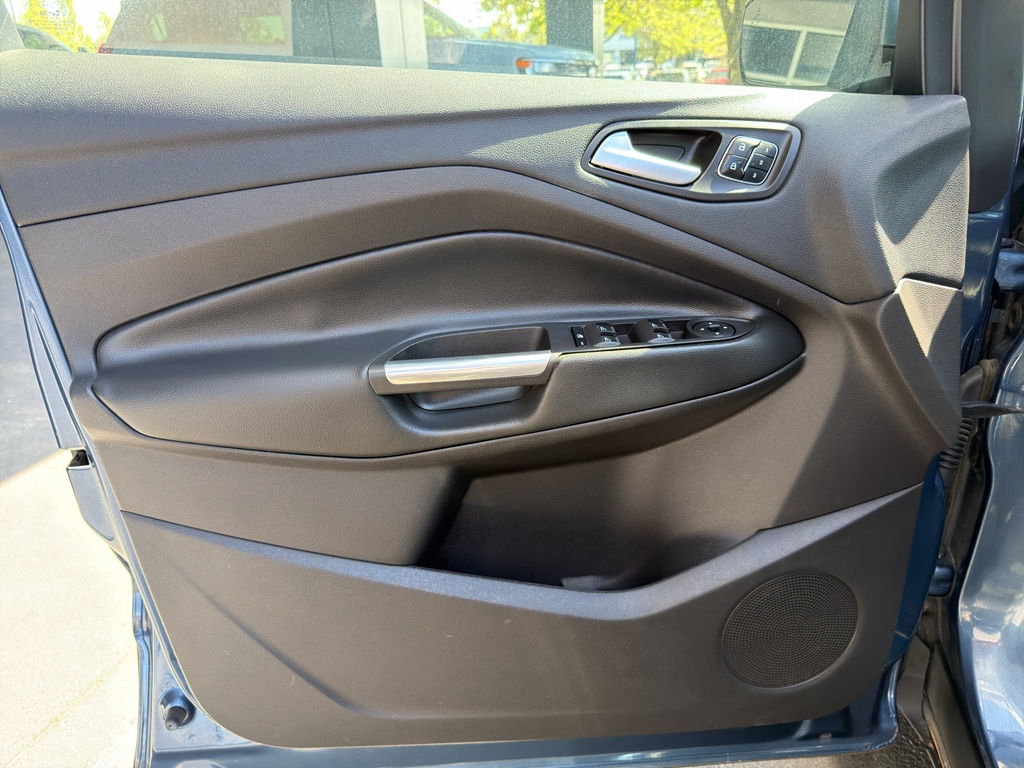 Used 2018 Ford Escape - photo 18